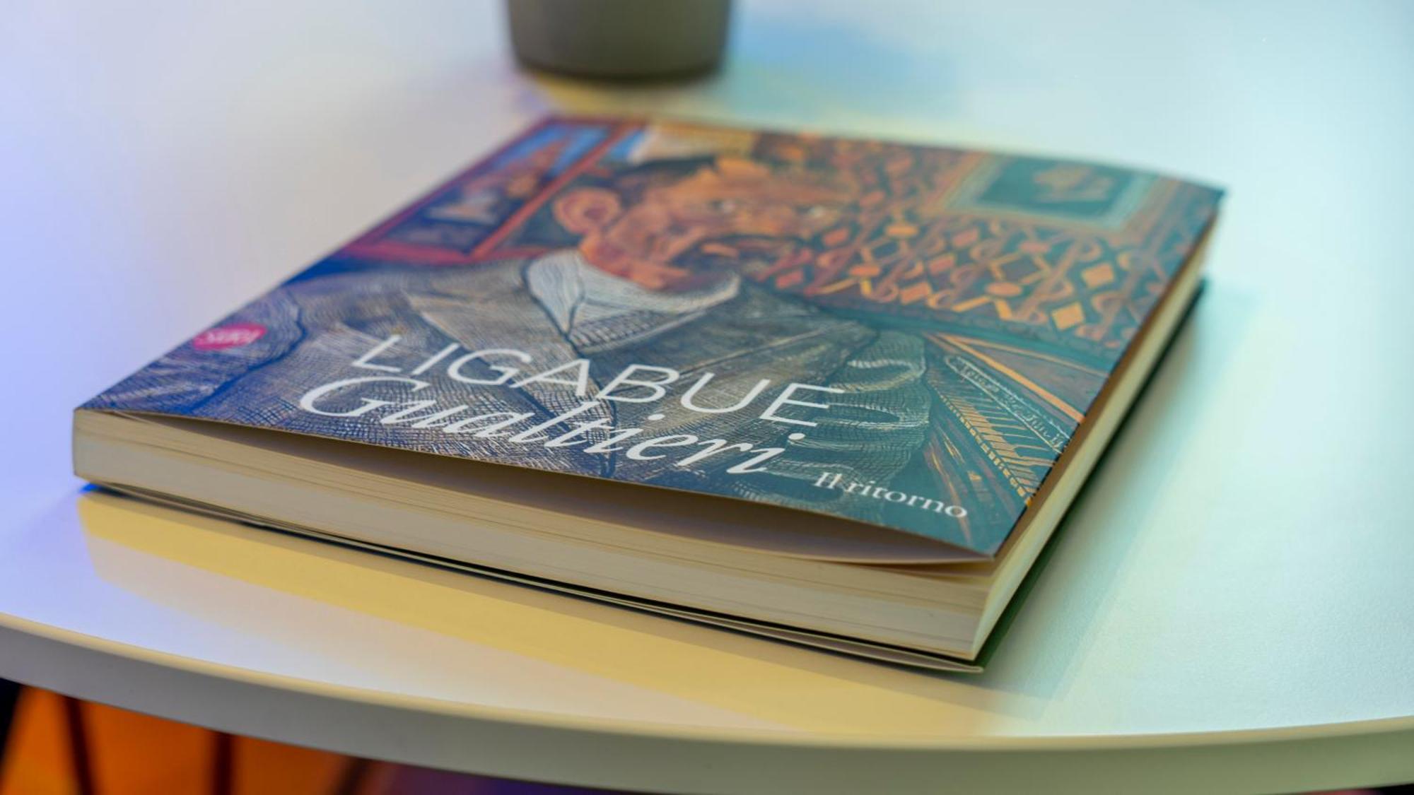 Albergo Ligabue 구아스탈라 외부 사진